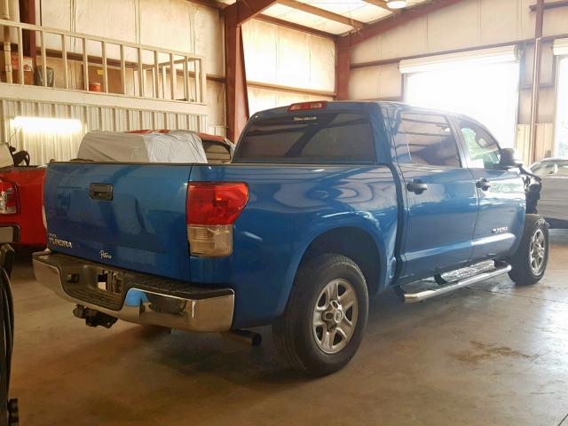 5TFEM5F11AX017907 - 2010 TOYOTA TUNDRA CRE BLUE photo 4