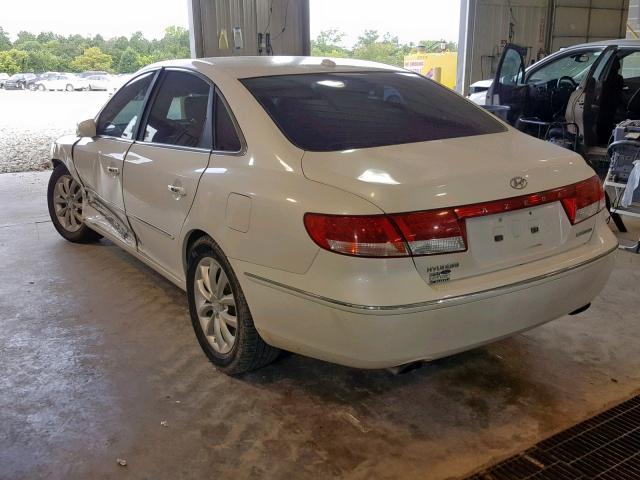 KMHFC46F77A201026 - 2007 HYUNDAI AZERA SE WHITE photo 3