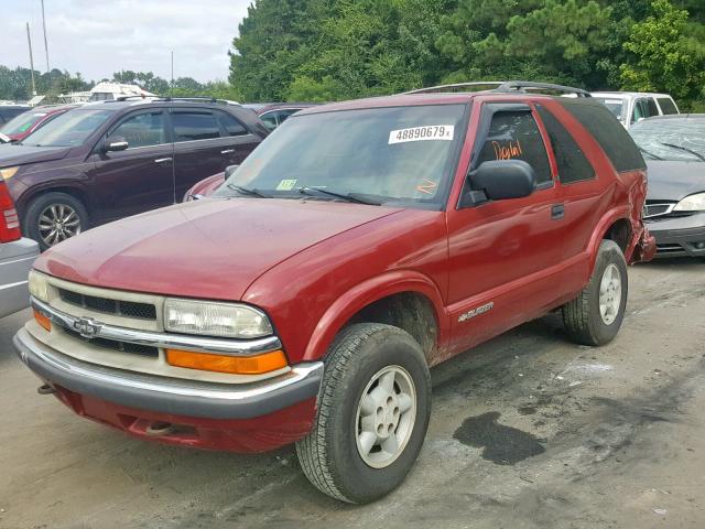 1GNCT18W2YK287240 - 2000 CHEVROLET BLAZER BURGUNDY photo 2