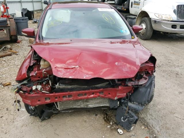 1FADP3J23EL241061 - 2014 FORD FOCUS TITA RED photo 9