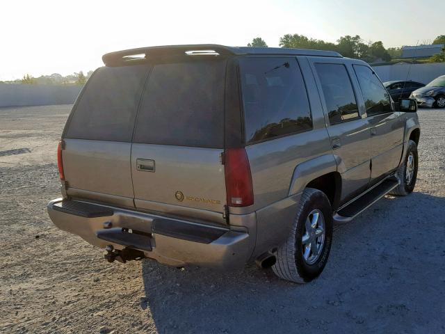 1GYEK63R3YR185143 - 2000 CADILLAC ESCALADE L GRAY photo 4