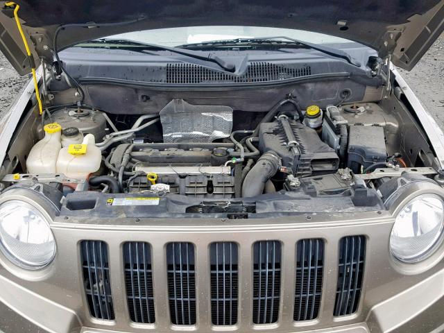 1J8FT47018D744363 - 2008 JEEP COMPASS SP ყავისფერი ფოტო 7