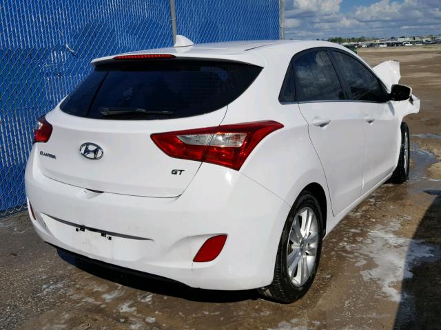 KMHD35LE5DU148118 - 2013 HYUNDAI ELANTRA GT WHITE photo 4