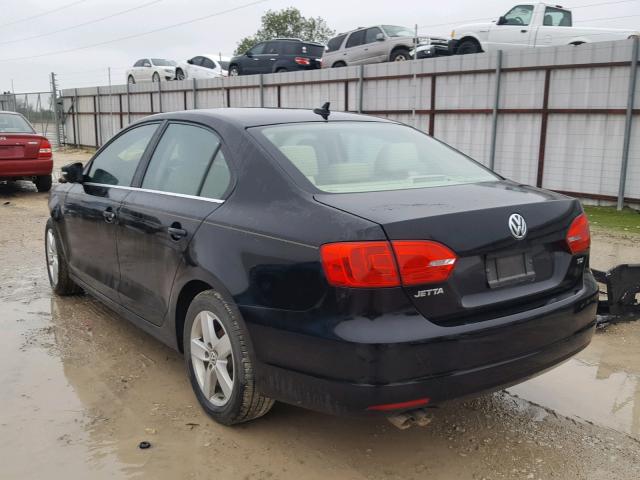 3VWLL7AJ8DM404720 - 2013 VOLKSWAGEN JETTA TDI BLACK photo 3