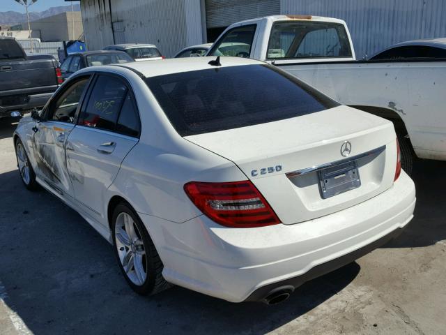 WDDGF4HB5CR202686 - 2012 MERCEDES-BENZ C 250 WHITE photo 3