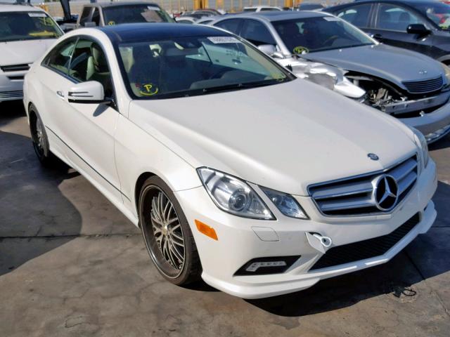 WDDKJ7CB0BF075766 - 2011 MERCEDES-BENZ E 550 WHITE photo 1