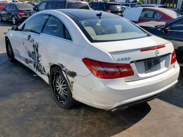 WDDKJ7CB0BF075766 - 2011 MERCEDES-BENZ E 550 WHITE photo 3