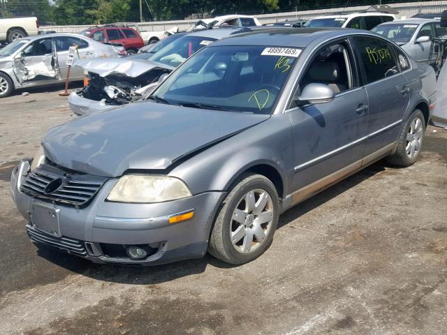 WVWAE63B75E061507 - 2005 VOLKSWAGEN PASSAT GLS SILVER photo 2