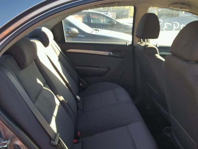 KL1TD56E99B306169 - 2009 CHEVROLET AVEO LS GRAY photo 6