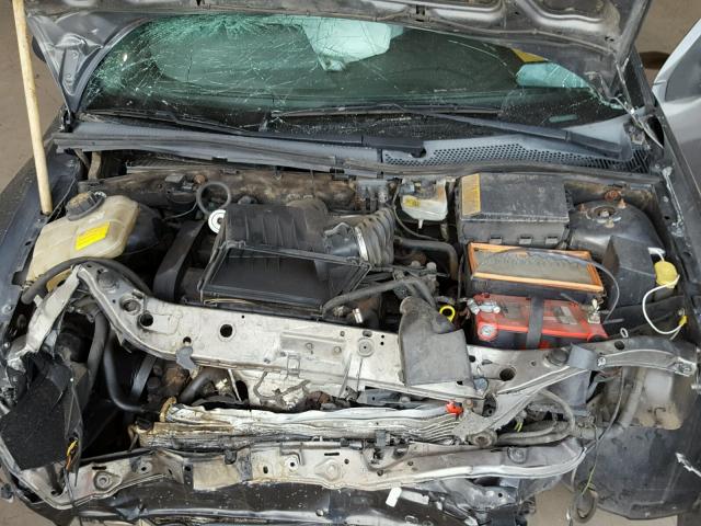3FAFP37323R192880 - 2003 FORD FOCUS ZX5 GRAY photo 7