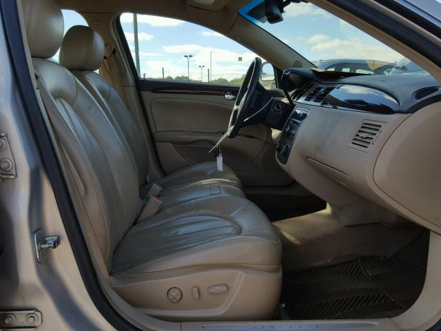 1G4HD57287U189877 - 2007 BUICK LUCERNE TAN photo 5