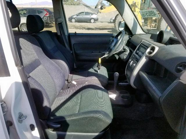 JTLKT324364117398 - 2006 TOYOTA SCION XB თეთრი ფოტო 5