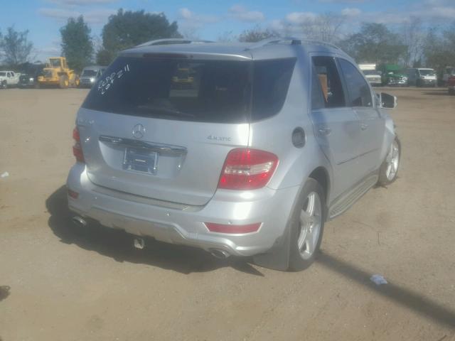 4JGBB7CB7BA650462 - 2011 MERCEDES-BENZ ML 550 4MA SILVER photo 4