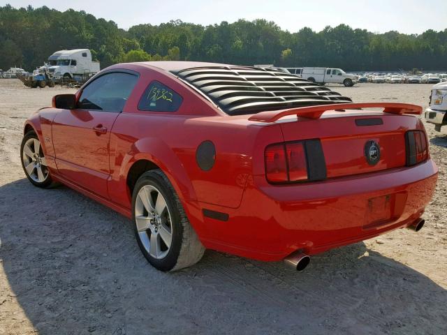 1ZVFT82H075258810 - 2007 FORD MUSTANG GT RED photo 3