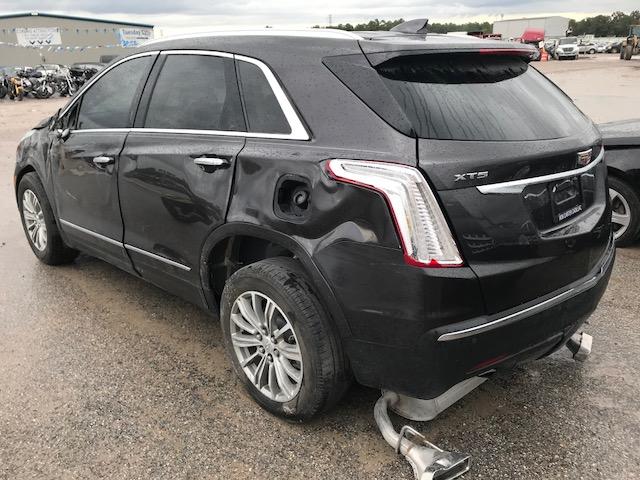 1GYKNCRS0JZ247025 - 2018 CADILLAC XT5 LUXURY BLACK photo 3