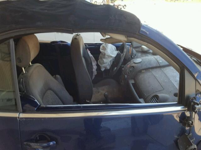 3VWPF31Y86M327199 - 2006 VOLKSWAGEN NEW BEETLE Blau Foto 5