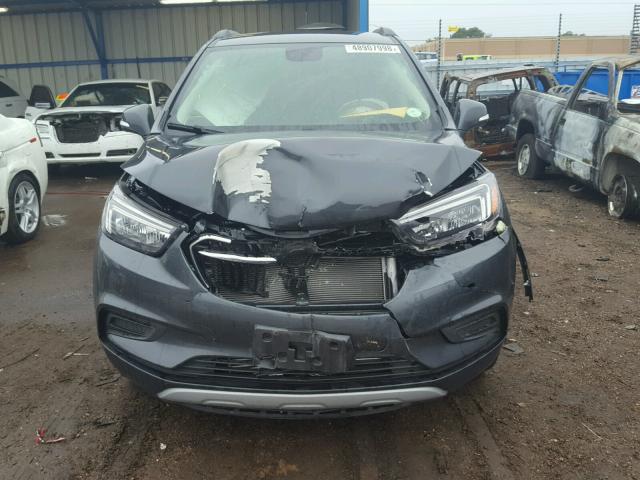 KL4CJESB4HB173939 - 2017 BUICK ENCORE PRE GRAY photo 9