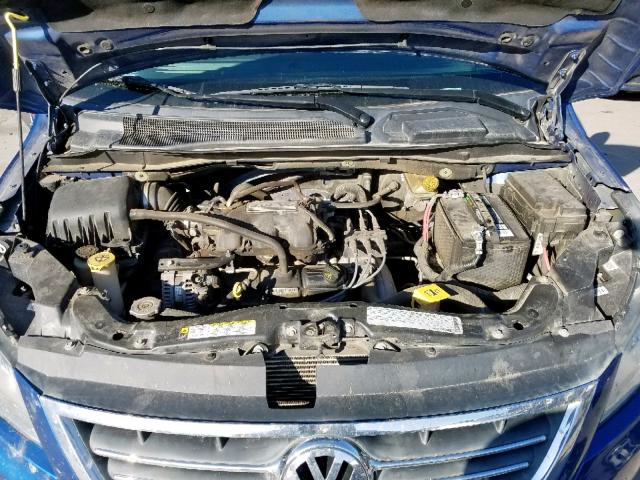 2V4RW3D11AR370008 - 2010 VOLKSWAGEN ROUTAN SE BLUE photo 7