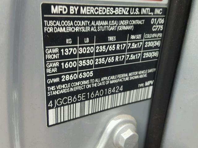 4JGCB65E16A018424 - 2006 MERCEDES-BENZ R 350 SILVER photo 10