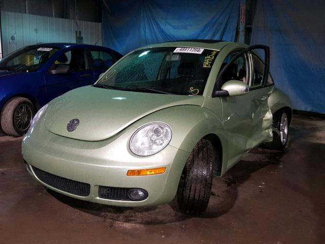 3VWSW31C77M505927 - 2007 VOLKSWAGEN NEW BEETLE GREEN photo 2