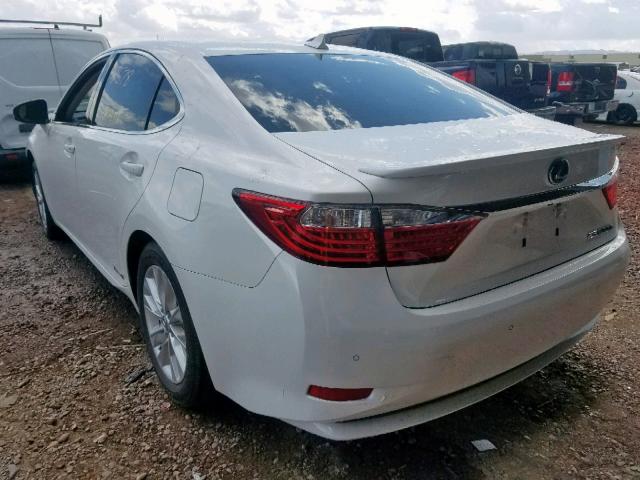 JTHBW1GG9D2028078 - 2013 LEXUS ES 300H WHITE photo 3