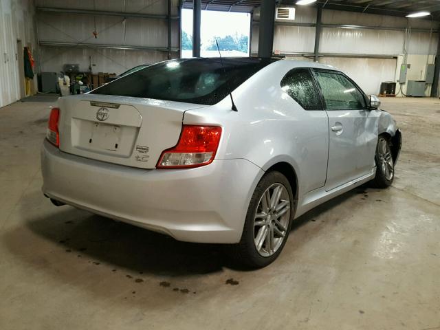 JTKJF5C79B3017530 - 2011 TOYOTA SCION TC 银色 照片 4