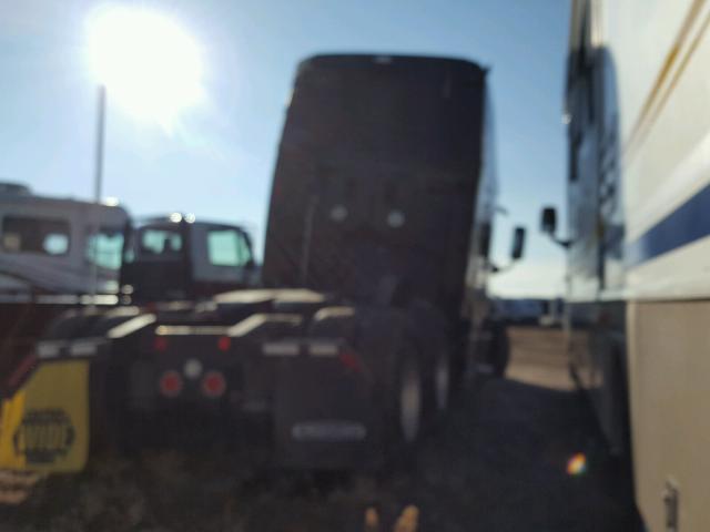 3AKJGLD56GSGR4256 - 2016 FREIGHTLINER CASCADIA 1 BLACK photo 4