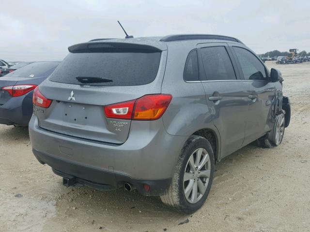 4A4AP4AW3FE051054 - 2015 MITSUBISHI OUTLANDER GRAY photo 4