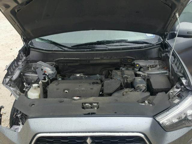 4A4AP4AW3FE051054 - 2015 MITSUBISHI OUTLANDER GRAY photo 7