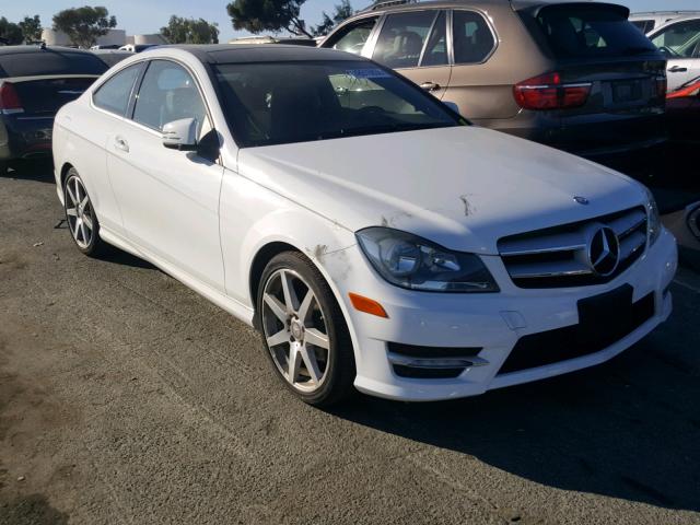 WDDGJ4HB9DF985724 - 2013 MERCEDES-BENZ C 250 WHITE photo 1