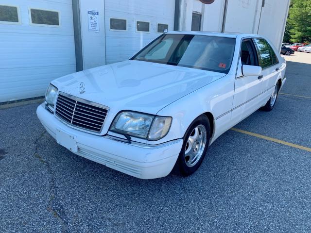 WDBGA33G7XA428124 - 1999 MERCEDES-BENZ S 320 WHITE photo 2