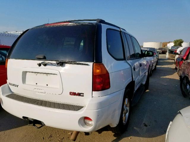 1GKDT13S722340012 - 2002 GMC ENVOY WHITE photo 4