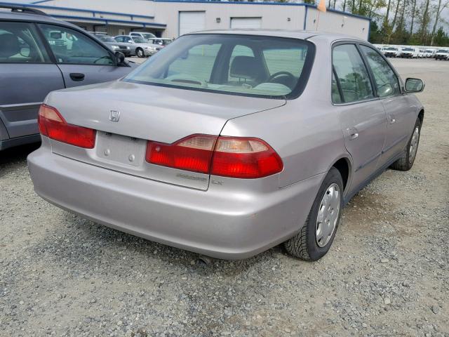 1HGCG5640XA157727 - 1999 HONDA ACCORD LX SILVER photo 4