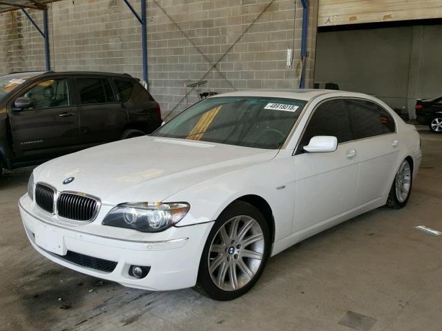 WBAHN83567DT65762 - 2007 BMW 750 WHITE photo 2