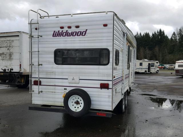 4X4FWDC28WC031334 - 1997 WILD 5TH WHEEL WHITE photo 4