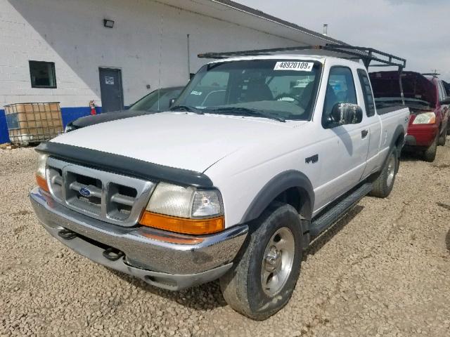 1FTZR15X4YPB29578 - 2000 FORD RANGER SUP WHITE photo 2