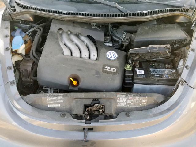 3VWCB21C72M438913 - 2002 VOLKSWAGEN NEW BEETLE ნაცრისფერი ფოტო 7