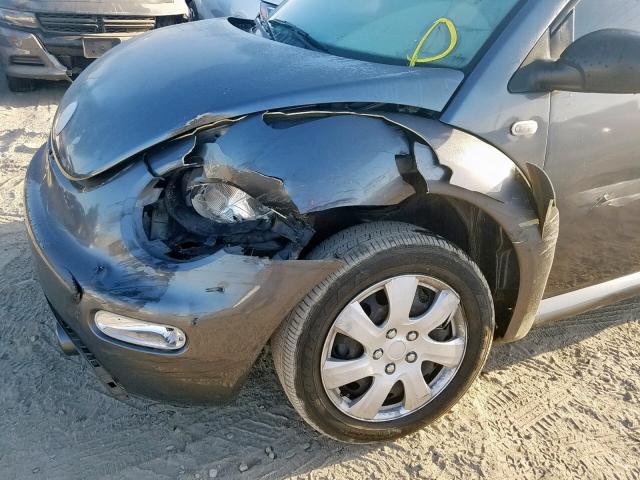 3VWCB21C72M438913 - 2002 VOLKSWAGEN NEW BEETLE ნაცრისფერი ფოტო 9