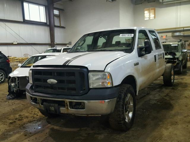 1FTWW31517EB37028 - 2007 FORD F350 SRW S WHITE photo 2