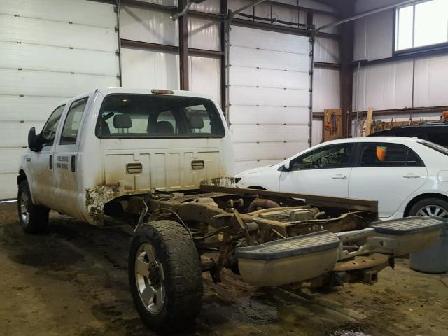 1FTWW31517EB37028 - 2007 FORD F350 SRW S WHITE photo 3