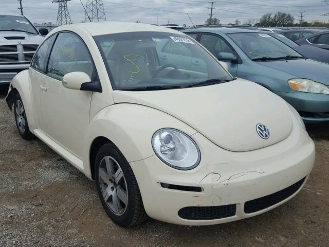 3VWPW31C56M418774 - 2006 VOLKSWAGEN NEW BEETLE CREAM photo 1