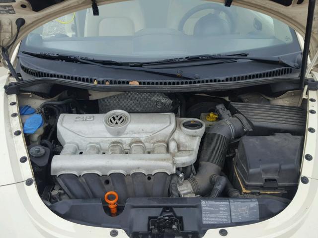 3VWPW31C56M418774 - 2006 VOLKSWAGEN NEW BEETLE CREAM photo 7