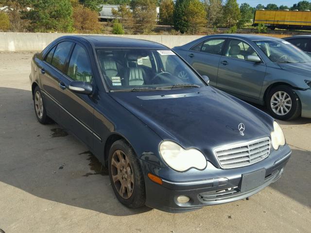 WDBRF61J15A702652 - 2005 MERCEDES-BENZ C 240 BLUE photo 1