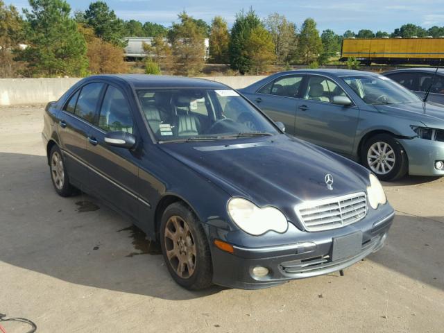 WDBRF61J15A702652 - 2005 MERCEDES-BENZ C 240 BLUE photo 9