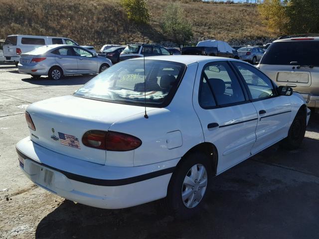 1G1JC524X17117370 - 2001 CHEVROLET CAVALIER B WHITE photo 4