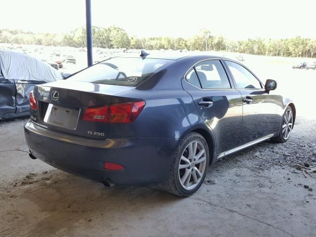 JTHBK262875040975 - 2007 LEXUS IS 250 GRAY photo 4