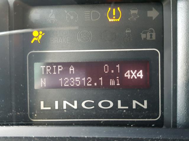 5LMJJ3J50CEL01042 - 2012 LINCOLN NAVIGATOR Ақ фото 8
