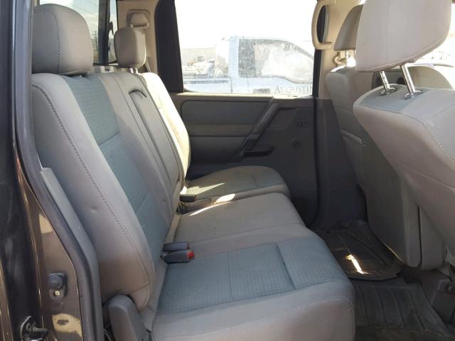 1N6AA07B27N231131 - 2007 NISSAN TITAN XE GRAY photo 6