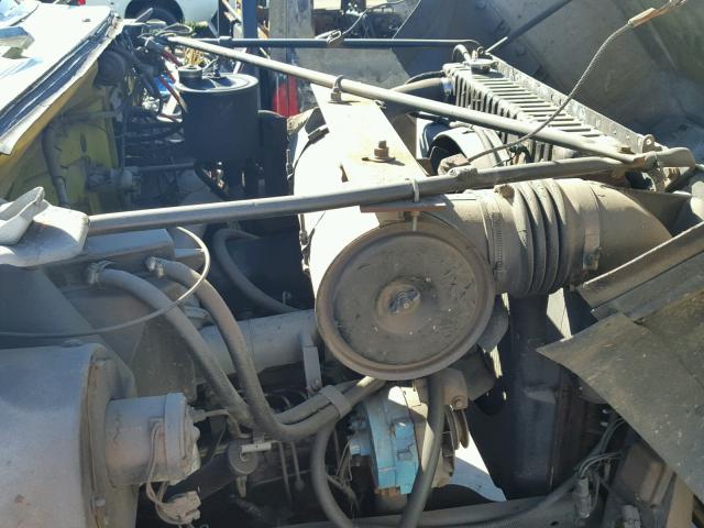 1FDXK74A3KVA05683 - 1989 FORD F700 F WHITE photo 7