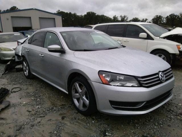 1VWBT7A36EC042726 - 2014 VOLKSWAGEN PASSAT SE SILVER photo 1